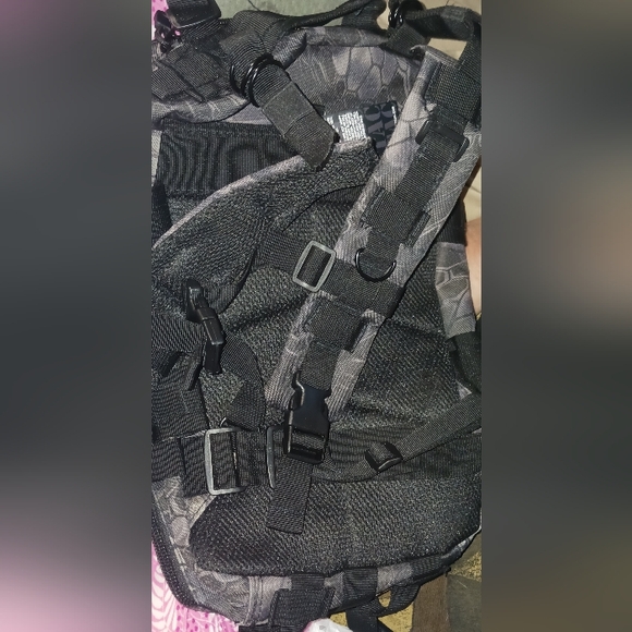 Rattlesnake Tactical Gray Camouflage Backpack - Picture 2 of 8
